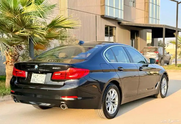 بي ام دبليو 520 موديل 2020 مالك واحد تحت الضمان 3