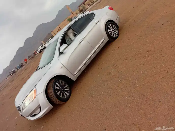 كياء كدانزا موديل 2013 في صدمه يمين مغير رفرف يقبل بدل اي سي 1