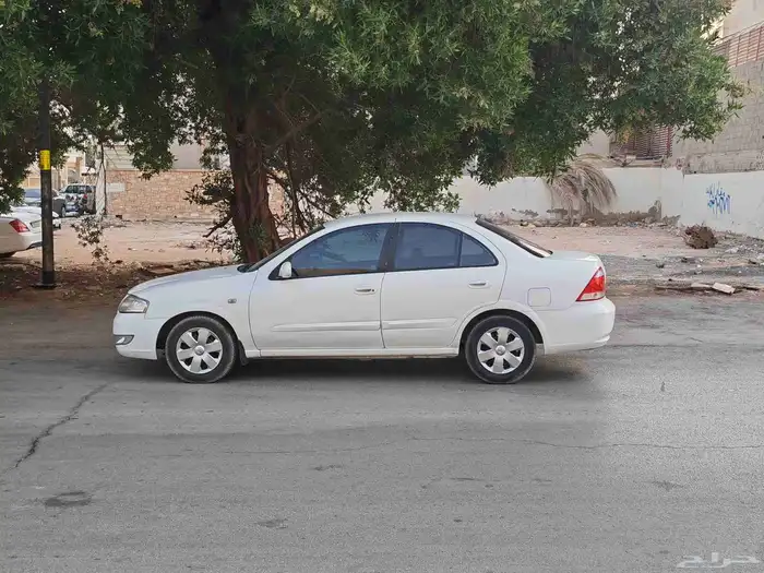Nissan Sunny 2009 7