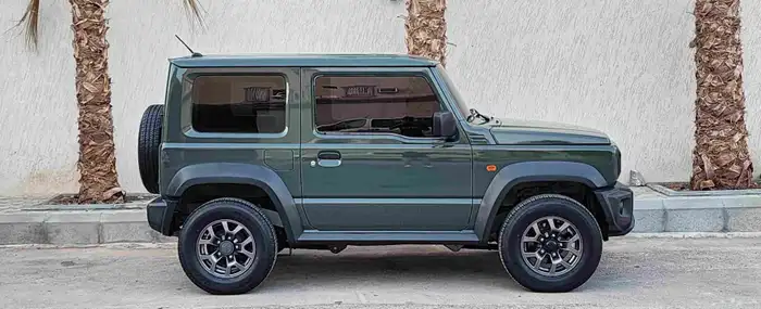 سوزوكي جمني 2022 ( دبل ) 4