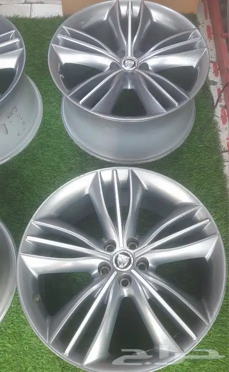 جنوط جاكوار اكس موديل 2015 مقاس 20 8