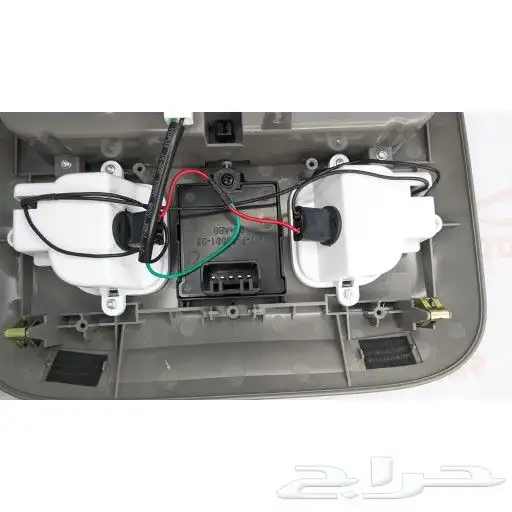 لمبة سقف لاندكروزر 98 - 2007 فتحة سقف رصاصي 2