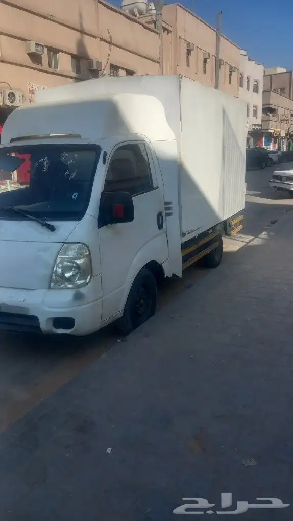 للبيع دينا كيا موديل 2005 4