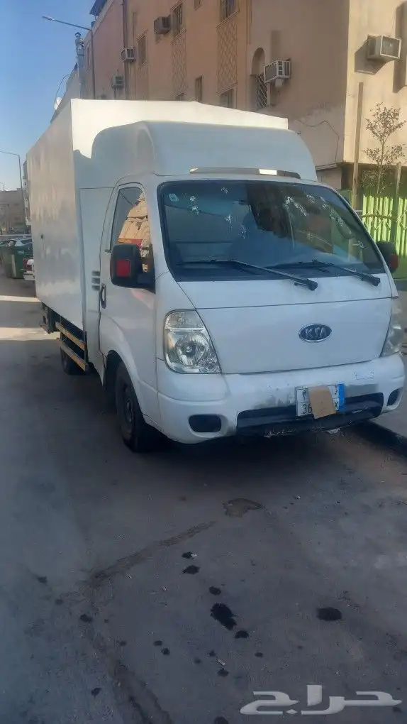 للبيع دينا كيا موديل 2005 0