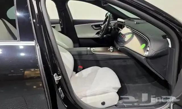 Mercedes E-Class W214 E450 4MATIC Exclusive 13