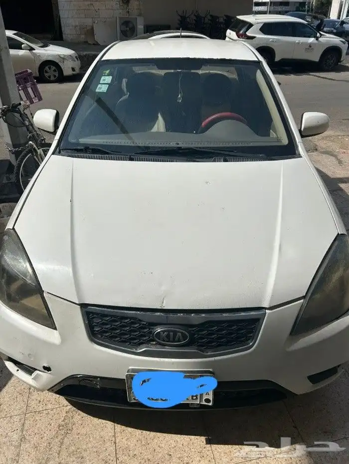 للبيع سياره كيو ريو 2012 بسبب خروج نهائي 3