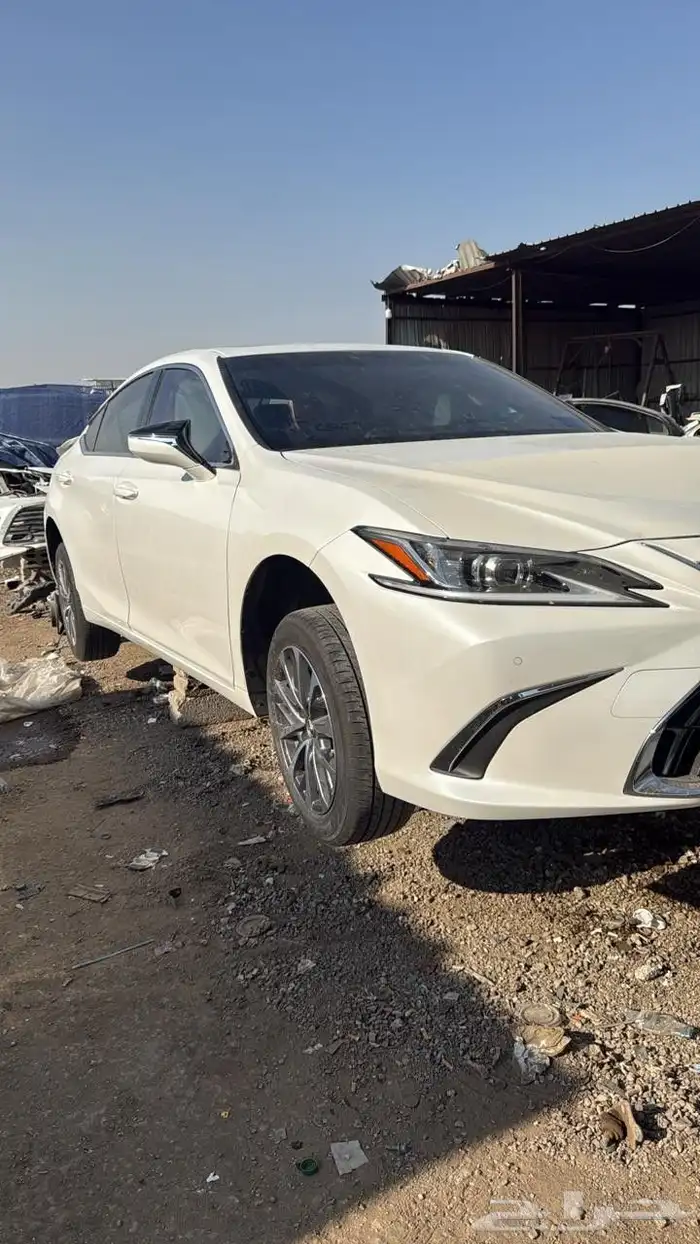 تشليح لكزس ES350 موديل 2024 قطع غيار تشليح فقط 2