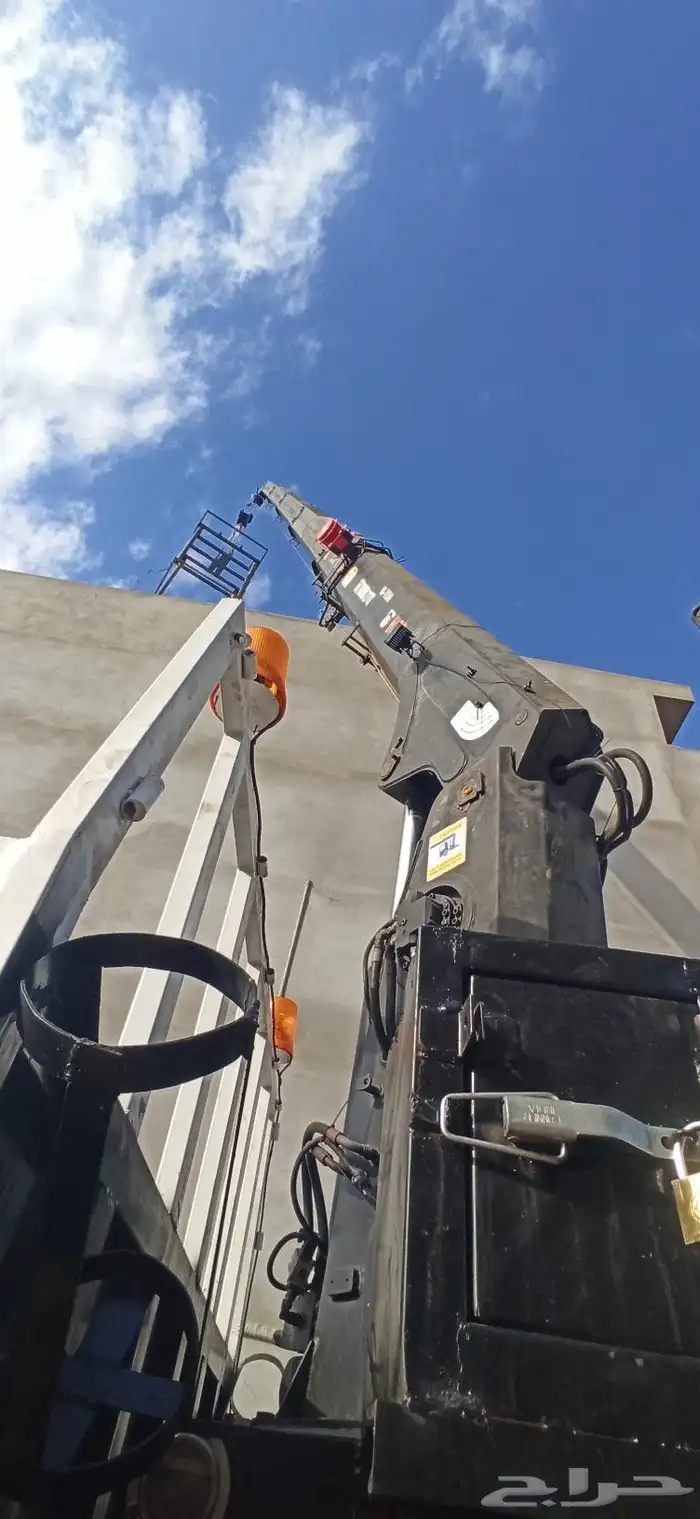 رافعه بوم تراك 10طن للاجار سفتي كامل 0