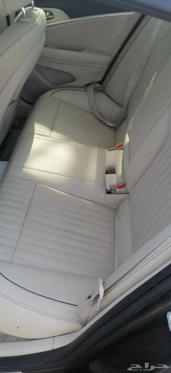 جنسس موديل 2020 بحالة جيدا ممشا 240 الف كيلو متر 6