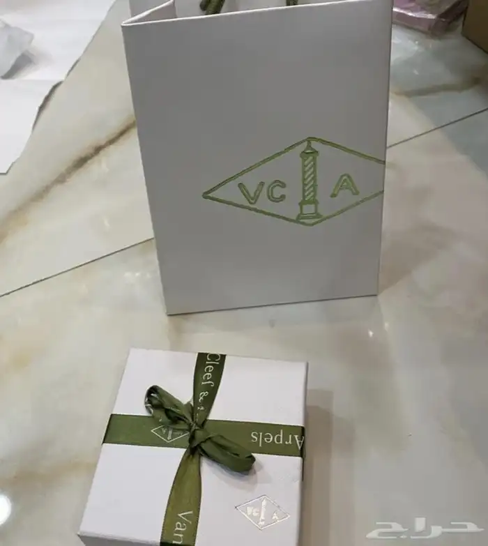 علب ماركه وسلاسل ماركه جمله 7