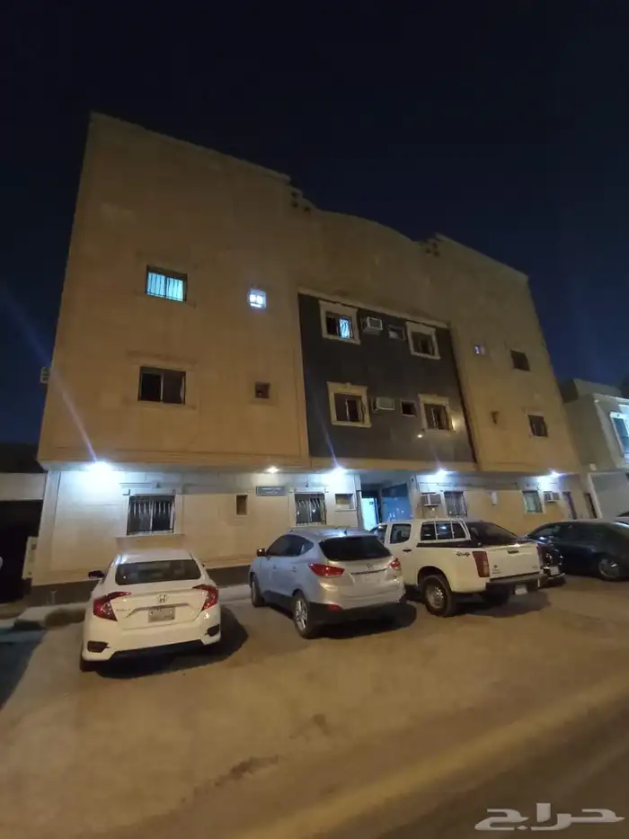 عمارة للايجار حي المونسية 0