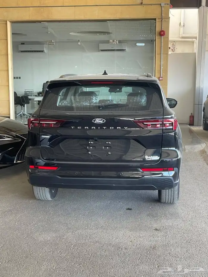 فورد تيرتوري امبيانتي خليجي اسود 2026 4