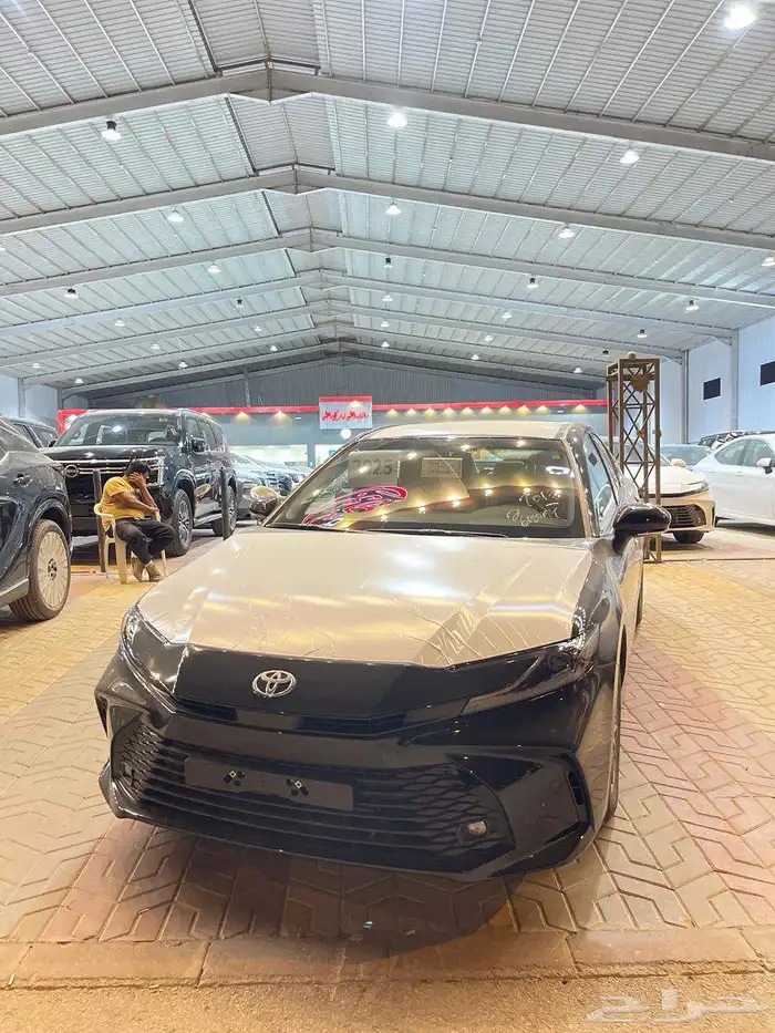 تويوتا كامري E ستاندر 2025 بنزين سعودي 1