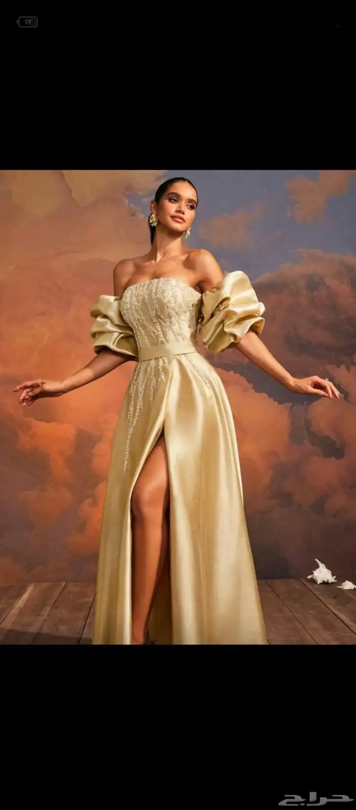 سلام عليكم ي بنات في عندي فستان شتريتو ب 400 0