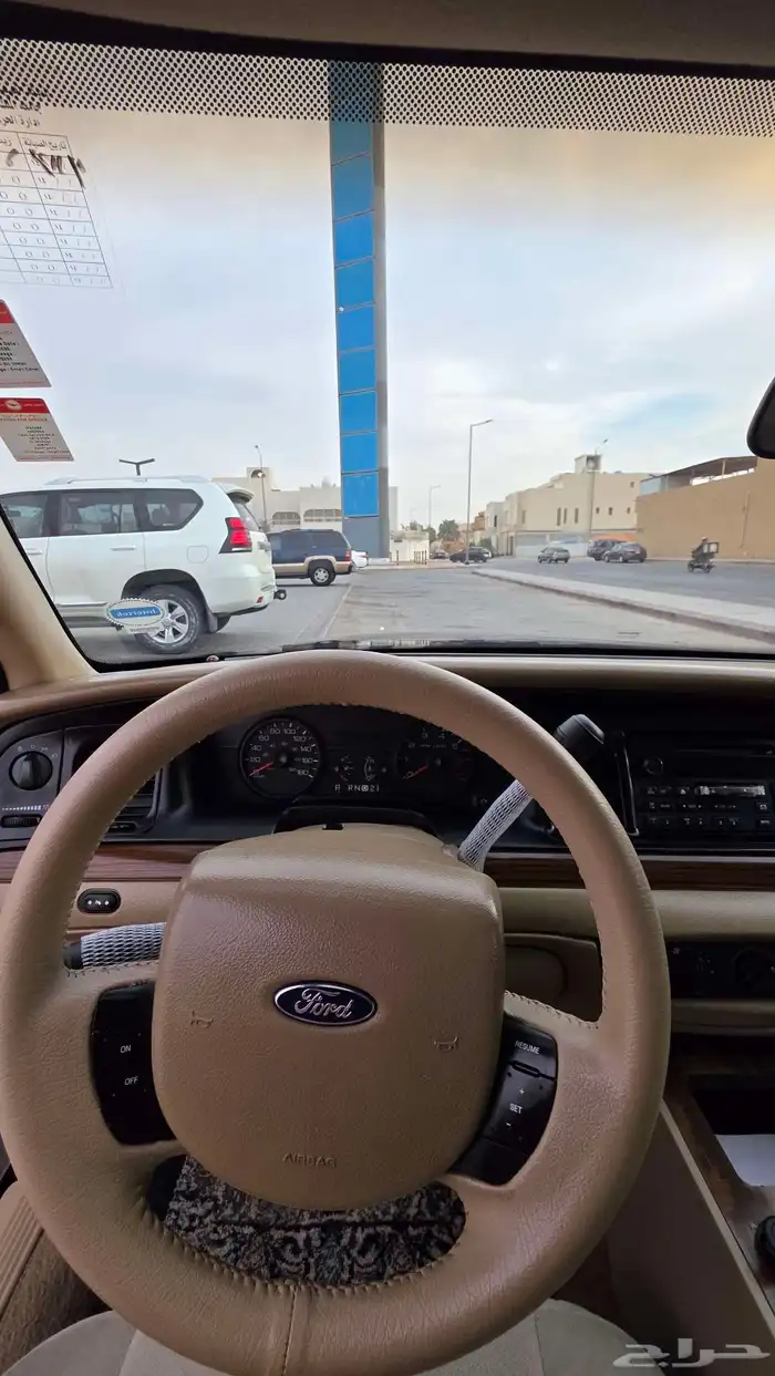 فورد كراون فكتوريا 2008 اسود مدني 16