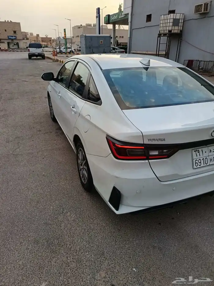 سياره تويوتا.ياريس 2023 5