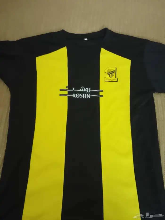 ملابس للبيع ماركات صفيه وشتويه 7