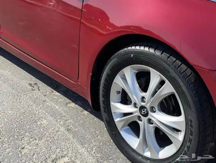 سنواتا 2011 للبيع الحد 25 قابل للتفاوض البيع كاش فقط 5