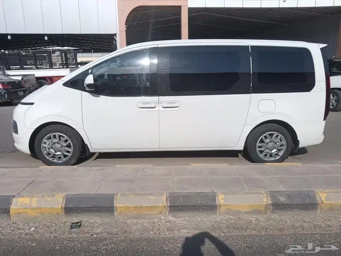 هونداي ستاريا 2022 1