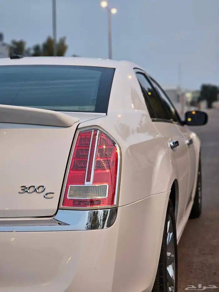 كرايسلر 2013 فئة c300 18