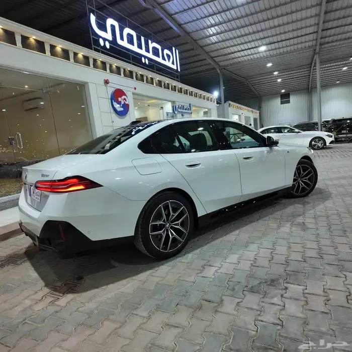 BMW520I M kit -15km-بي ام دبليو إم كت 520 -عداد 15 الف 32