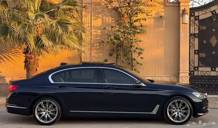 بي ام دبليو 2019 - 730Li سعودي 9