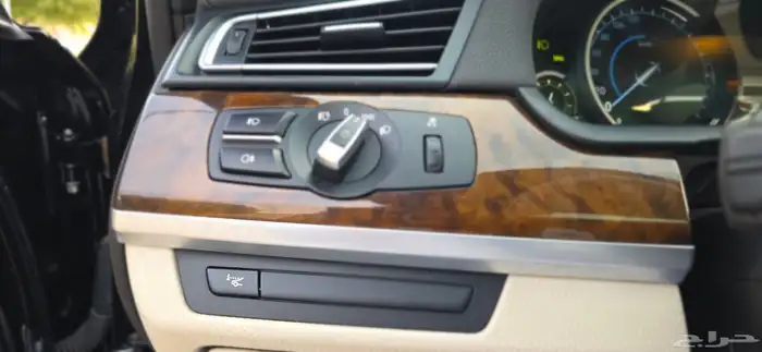 بي ام دبليو 730Li الناغي 2014 45