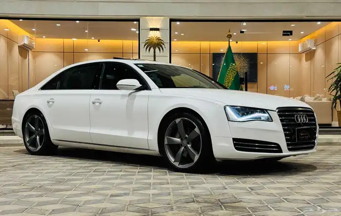 اودي A8L 2012 بحاله ممتازه 1