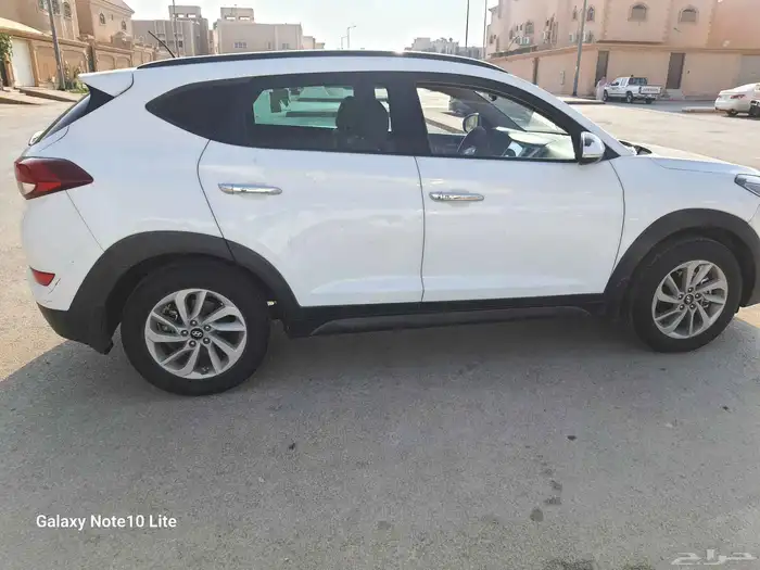 للبيع توسان نص فل 2016 1