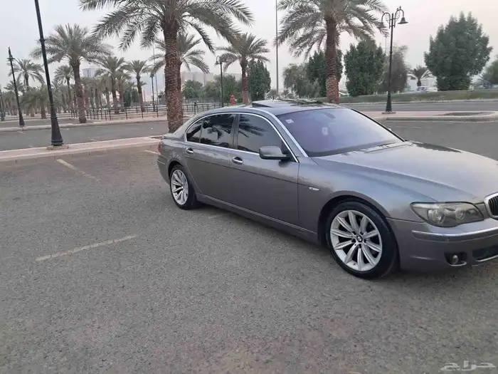 بي ام دبليو730الفئه المرغوبه فل كامل ممشى قليل وكاله 4