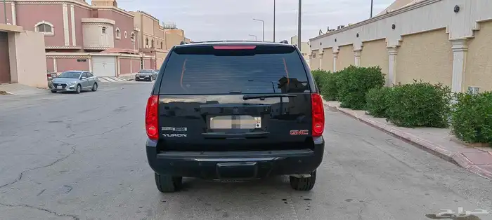 جيمس يوكن 2010 4