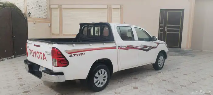 هايلكس 2021 قير اتوماتيك ماشيه 19 شبه الجديد 11