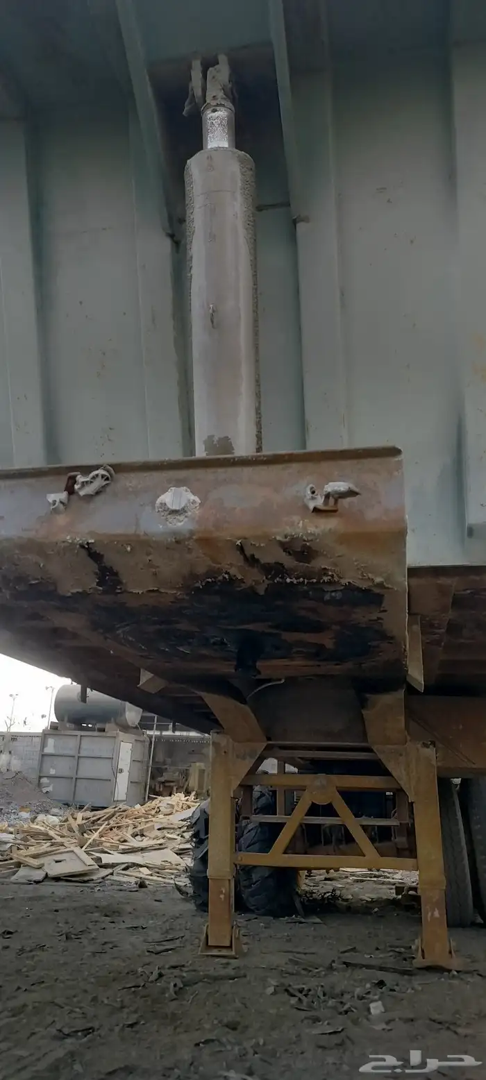 شاحنة واحدة - 45 ألف ا شاحنتان - 90 ألف ا السعر المطلوب - 80 3