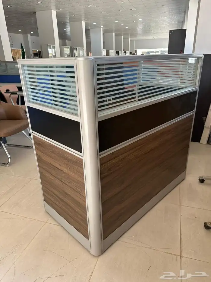 اثاث مكتبي موجود 24