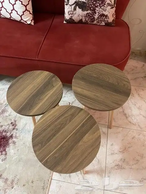 كنب احمر 0