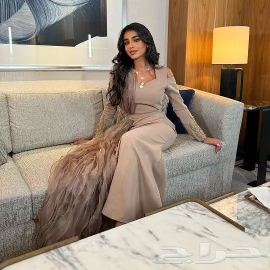 أفخم فساتين العيد وصلت تشكيلات 2025 35