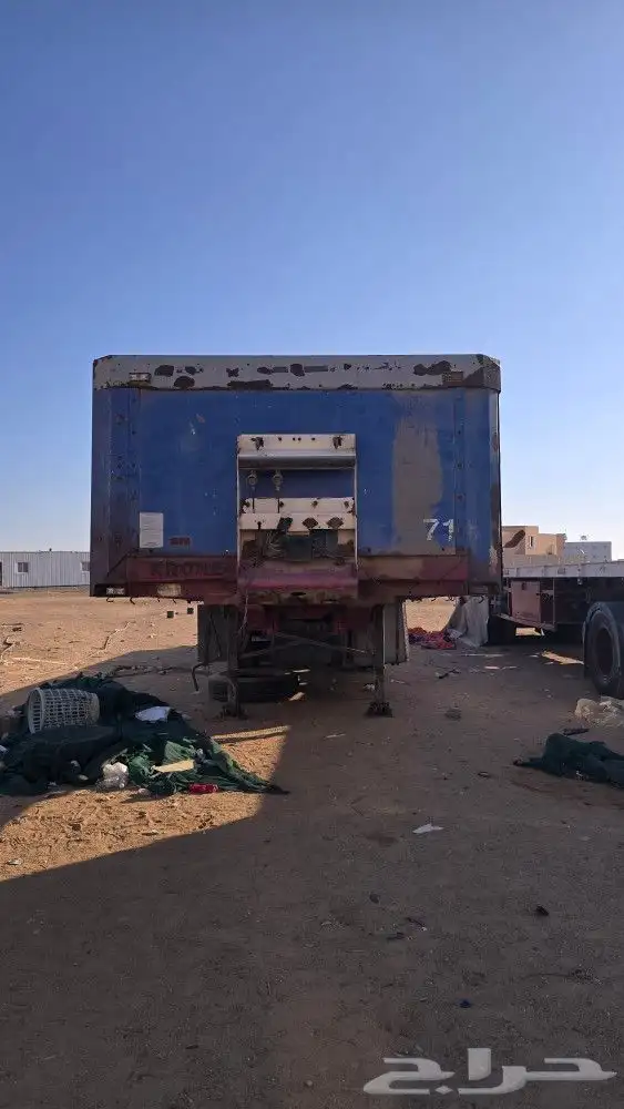 سطحه ثلاث محاور 0