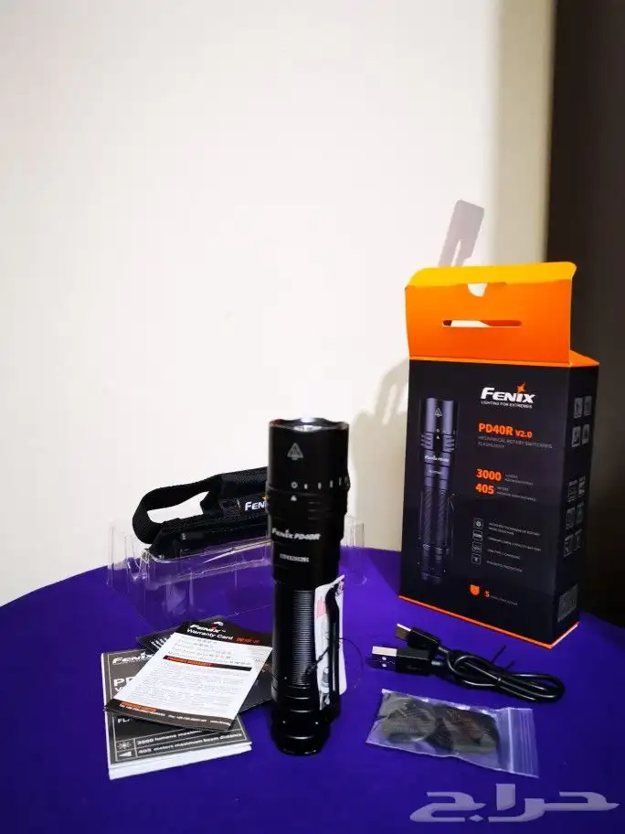 كشاف فينكس FENIX PD40R V2.0 جديد. 1