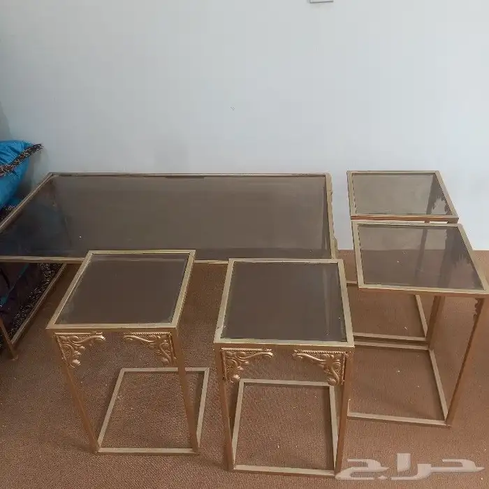 طاول مع مخاد 1