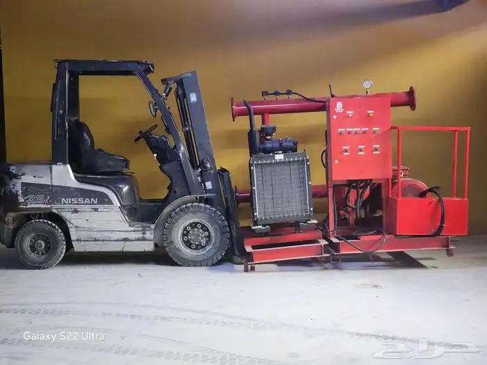 للإيجار رافعات شوكية(فوركلفت )forklift 4