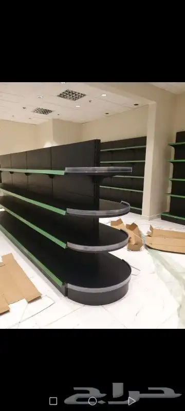 يوجد لدينا رفوف سوبر ماركت فوق تخزين مستودعات 0