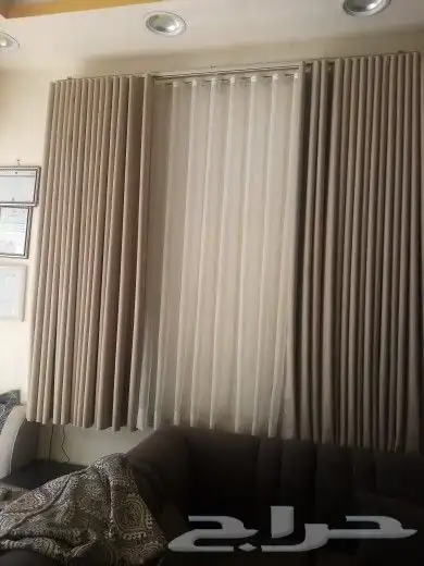 مفصل كنب وستير وتن جيد وفرش 0