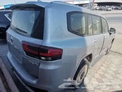 تويوتا لاند كروزر GXR 2025 L3 بنزين V6 4 4 4