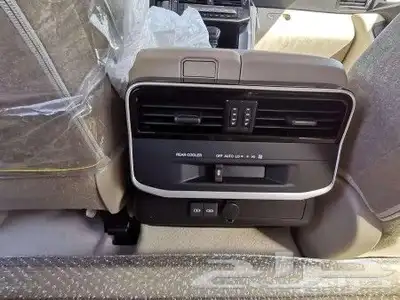 تويوتا لاند كروزر GXR 2025 L3 بنزين V6 4 4 12