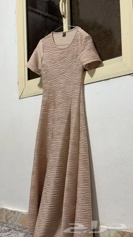 فساتين جديد للبيع لضروره 0