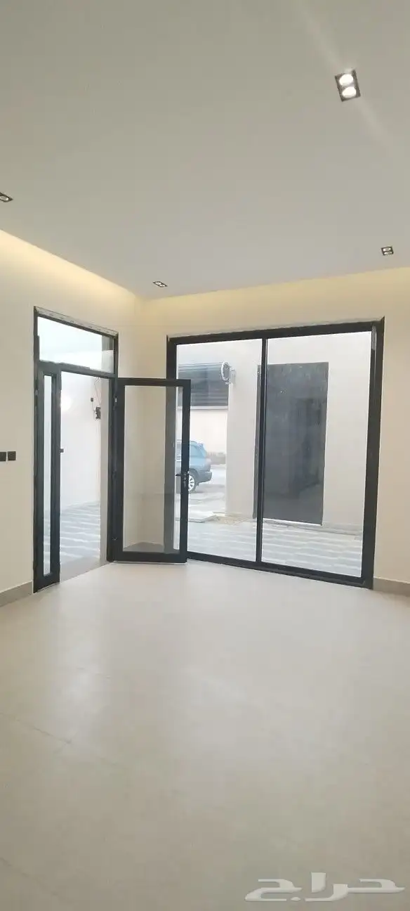 دور أرضي للبيع في اشبيلية شرق الرياض 2