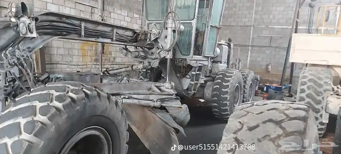 رش رمل وبويه لا جميع انواع المعدات الثقيله ولا الحديد الجديد 2