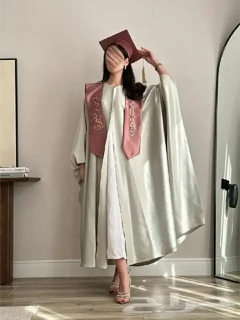 عبايات تخرج 2025 أرواب تخرج وشاح تخرج قبعة تخرج 1