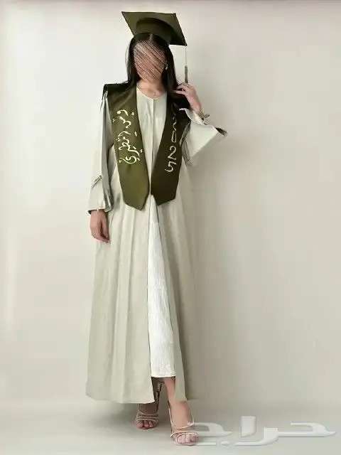 عبايات تخرج 2025 أرواب تخرج وشاح تخرج قبعة تخرج 3