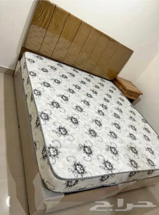 bed and mattress 3